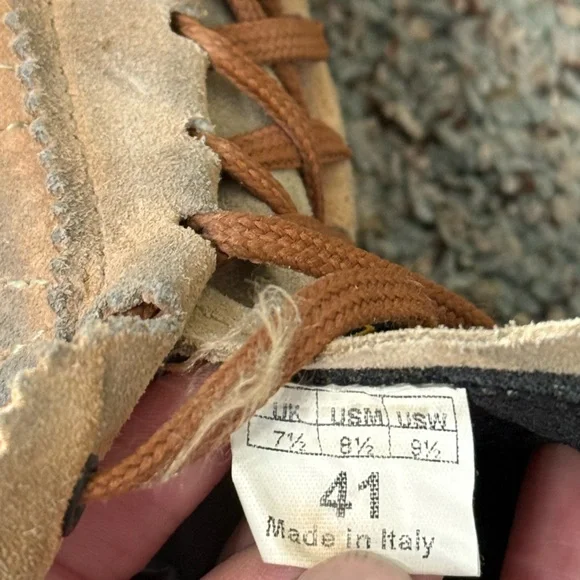 La Sportiva MythosClimbing Shoes 41